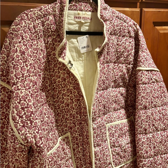Free People Floral Teddy Jacket in Mauve and Cream - Picture 2 of 3